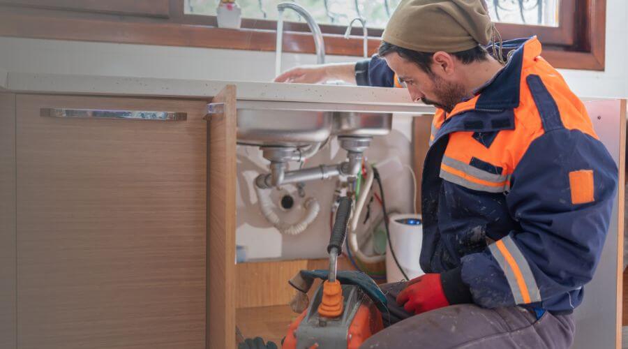 Local water heater installation in Center, ND